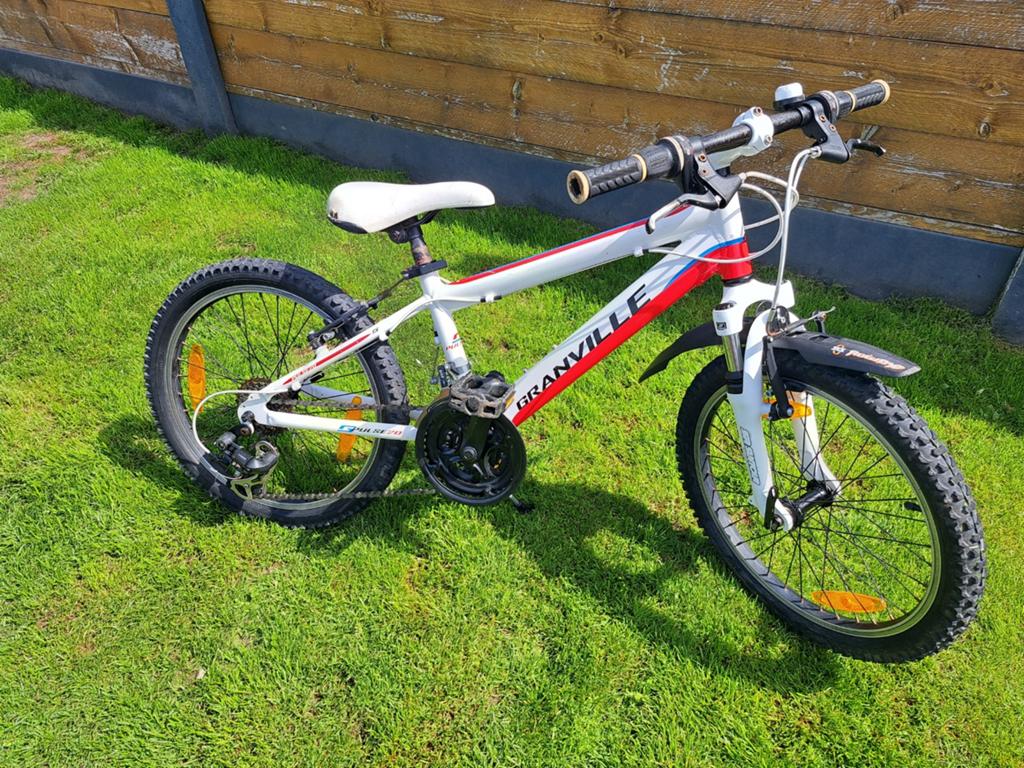 MTB KIDS, 20 inch, geveerd, Fietsen en Brommers, Ophalen
