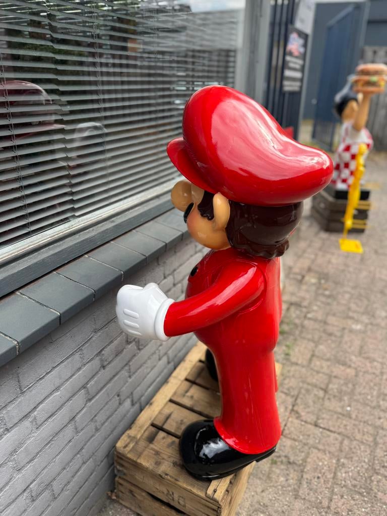 Statue design Mario Bross Ferrari XL, Enlèvement, Comme neuf, Humain
