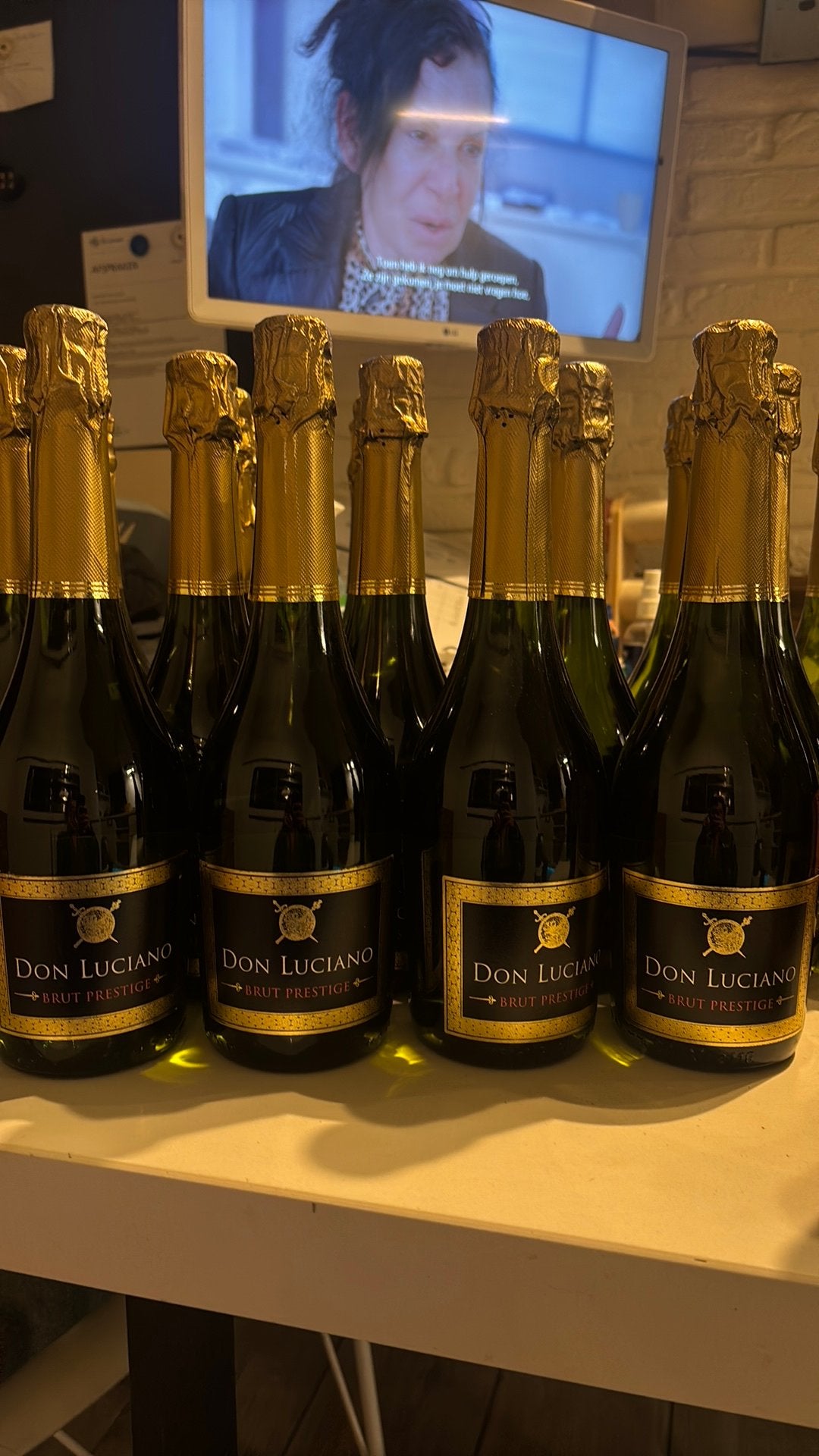 Cava 75CL, Ophalen, Zo goed als nieuw
