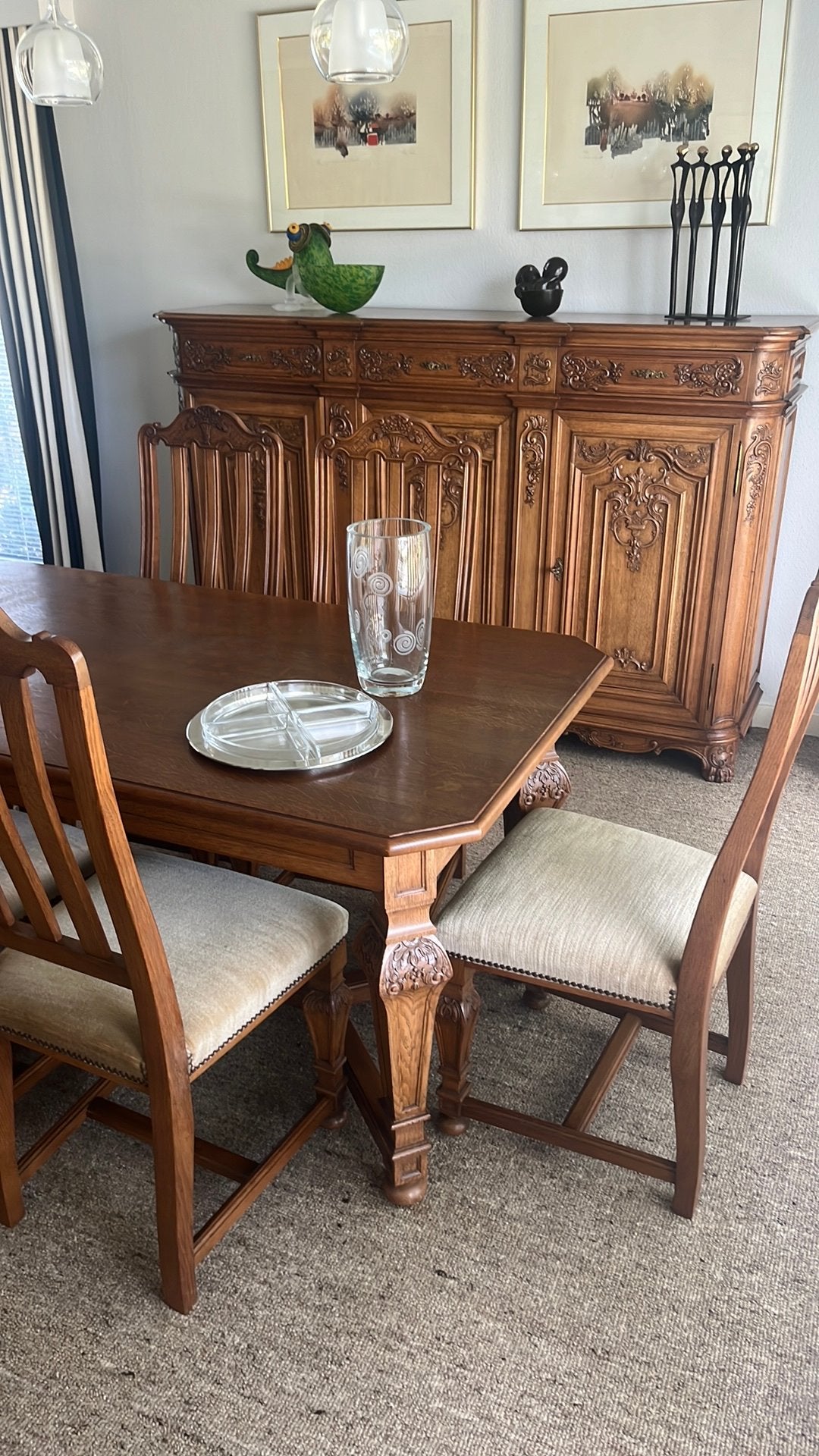 Massief eiken kast, tafel en 6 stoelen, Maison & Meubles, Salles à manger complètes, Enlèvement, Comme neuf, Luikse uitgewerkte kast
