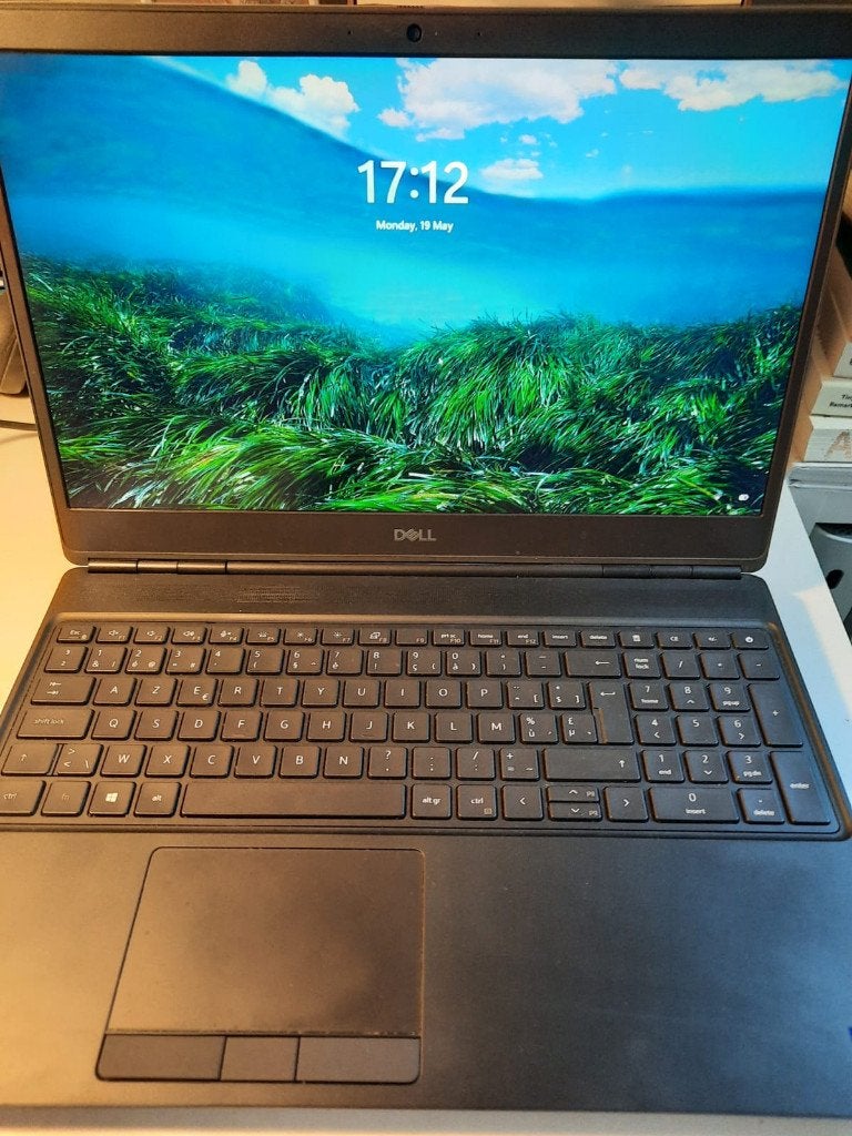 Dell Precision 7560 — i9-11950H / 32GB / 256GB, Ophalen, Gebruikt, 15 inch, SSD