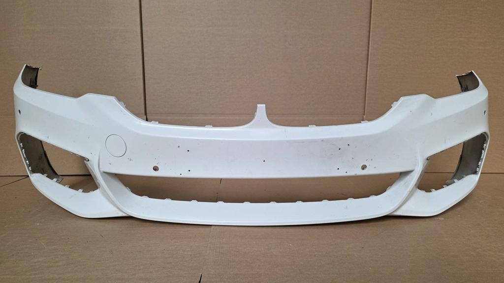 Voorbumper BMW 5 Serie G30 G31 M Pakket 6xPDC 51118064928, Gebruikt, -, Voor, Ophalen of Verzenden