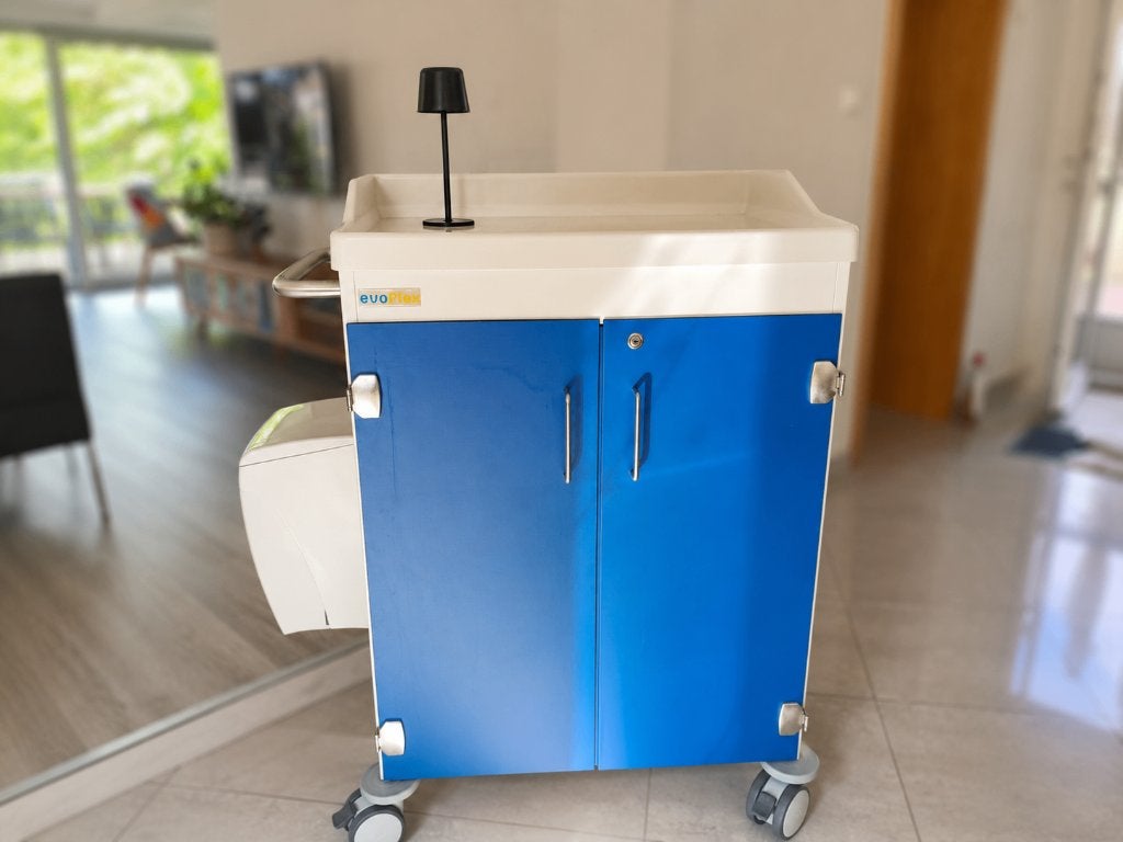 Blauwe multifunctionele kast - trolley - luiertafel, 25 à 50 cm, Moins de 100 cm, Enlèvement, Utilisé