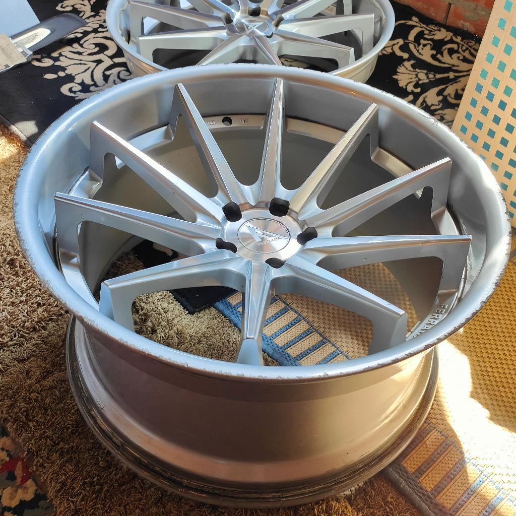 Ferrada velgen  fr4 22 inch 2 stuks, Ophalen, Velg(en)