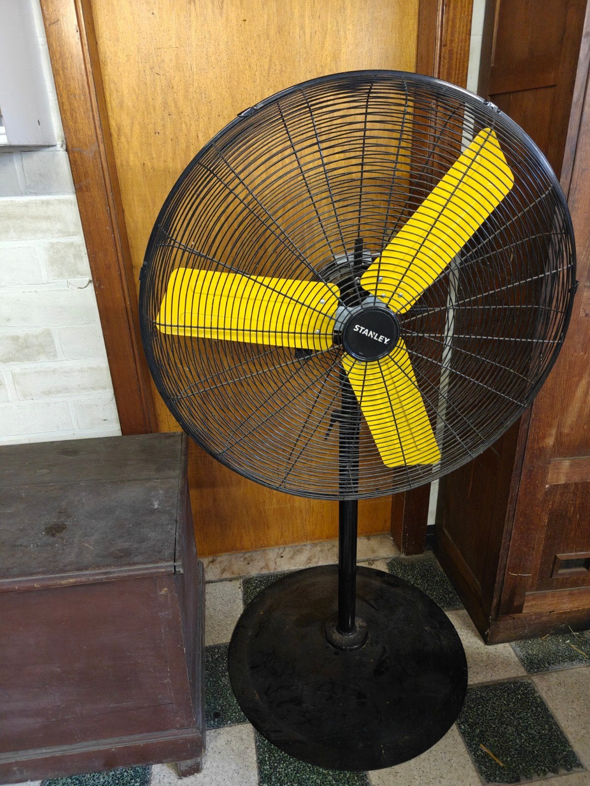 heel groot ventilator, Ophalen