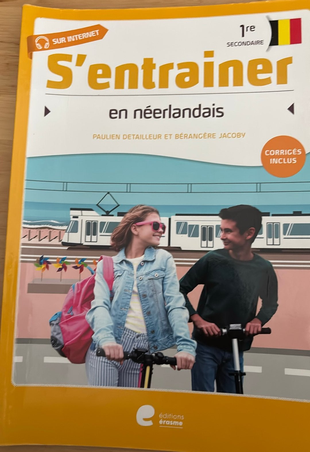 Train in het Nederlands, Ophalen of Verzenden, Gelezen, ASO, Nederlands