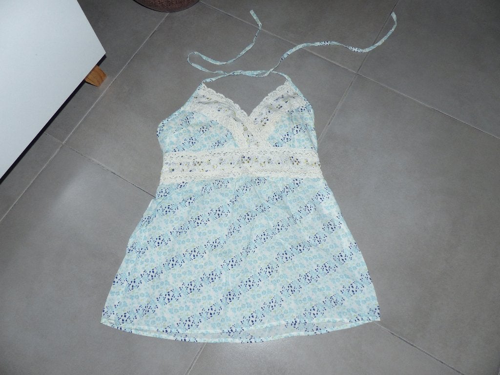 Haltertopje Vero Moda met print - maat 38, Kleding | Dames, Topjes, Maat 38/40 (M), Vero Moda, Wit, Ophalen of Verzenden