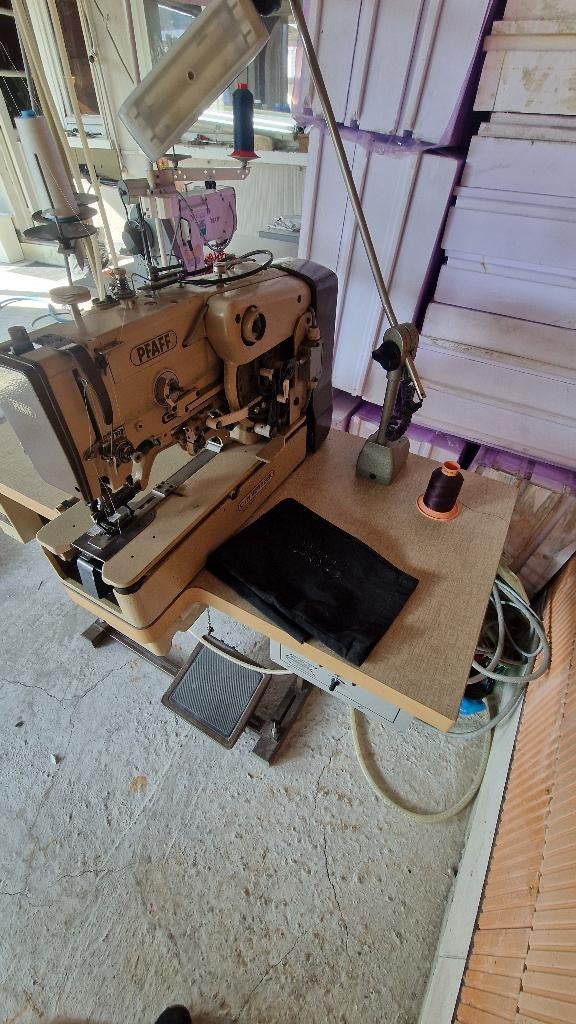 Naaimachine, Hobby en Vrije tijd, Naaimachines en Toebehoren, Ophalen of Verzenden, Gebruikt, Naaimachine, Pfaff