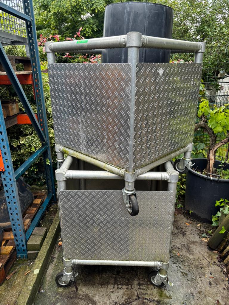 Handige aluminium bakjes met wielen, Enlèvement