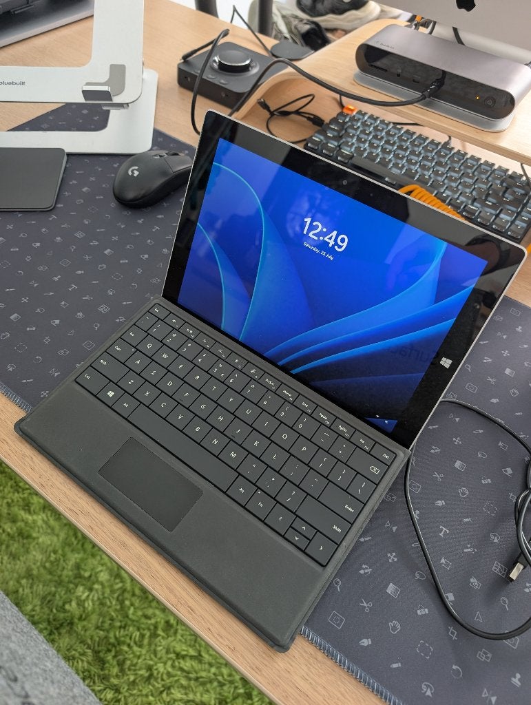 Microsoft Surface 3, Computers en Software, Windows Laptops, Ophalen, Gebruikt, Qwerty, 10 inch of minder