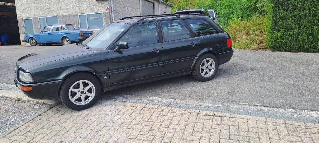 Audi 80 Avant Quattro V6 2.6E - oldtimer, foto 10