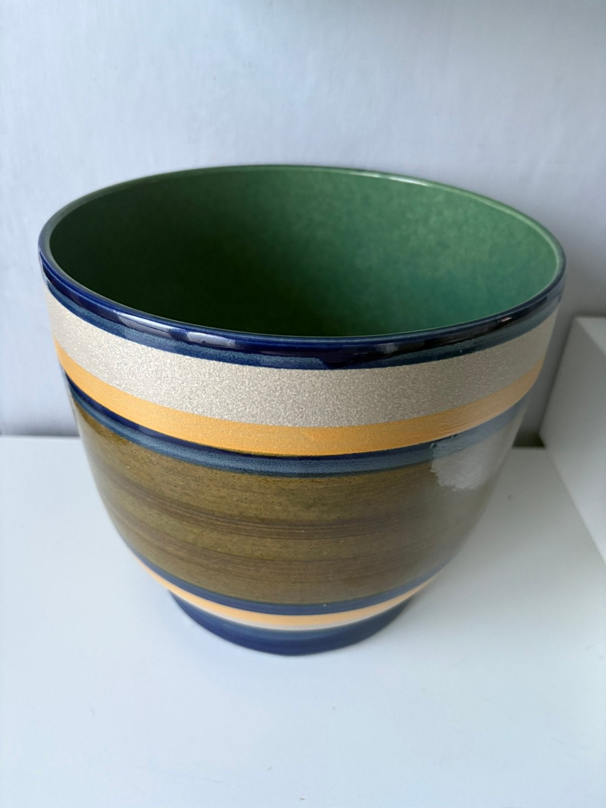 Cache pot en céramique (23/21 cm), Antiquités & Art, Antiquités | Céramique & Poterie, Enlèvement ou Envoi