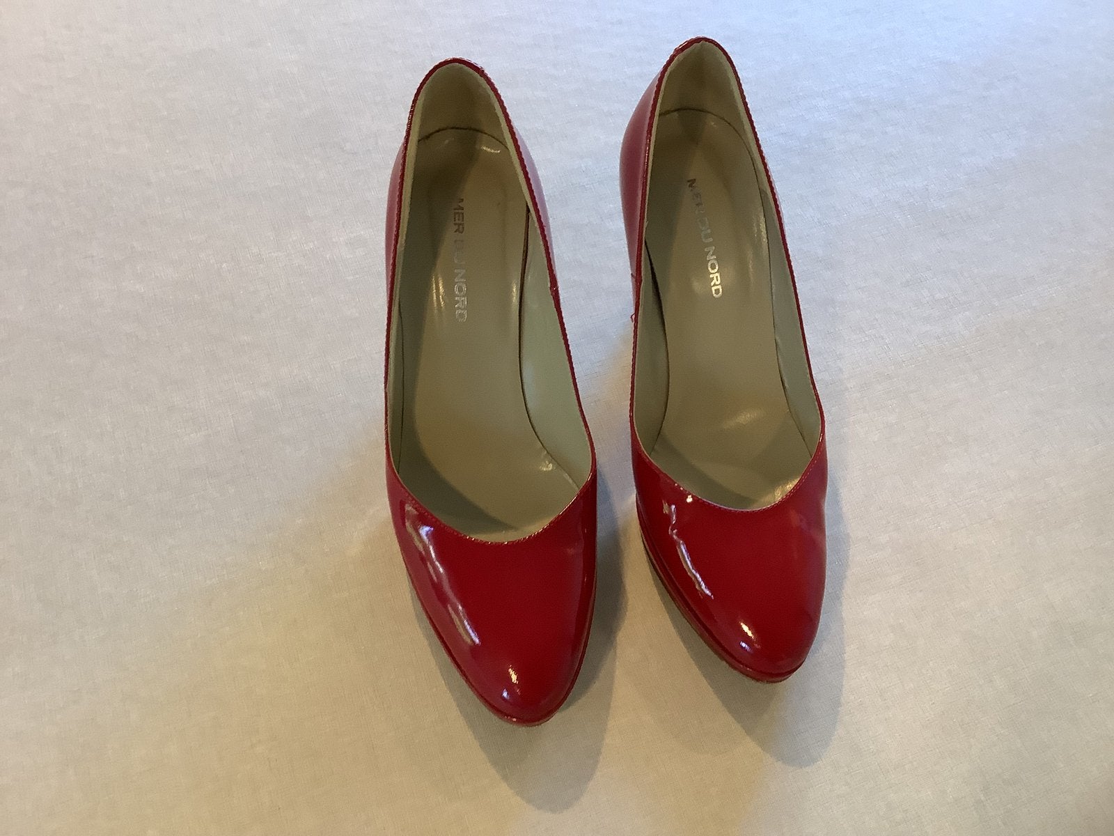 Damesschoen rood lacqué, Kleding | Dames, Verzenden, Zo goed als nieuw, Rood