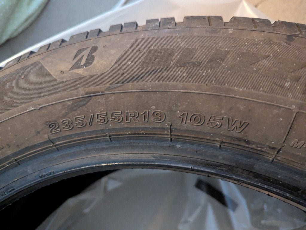 Bridgetone 235/55R19 105W, Gebruikt, 235 mm, All Season, Band(en)