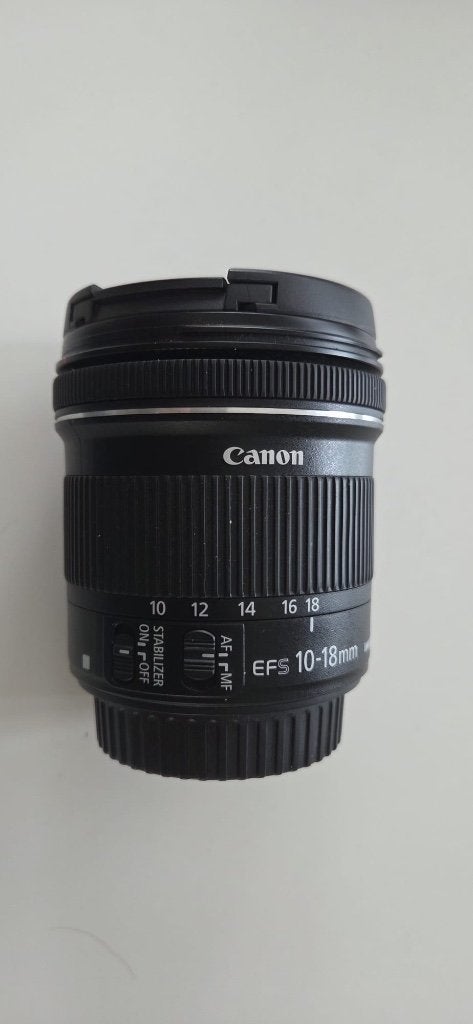 Canon EF-S 10-18 mm, Enlèvement ou Envoi, Comme neuf, Objectif grand angle, Zoom