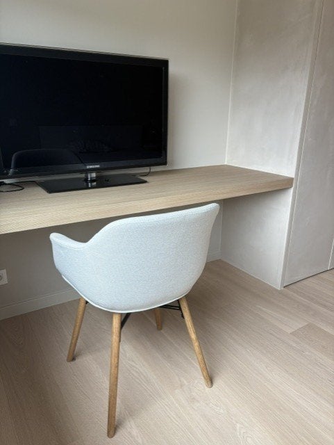 Mooie stoel greige te koop, Maison & Meubles, Chaises, Autres couleurs, Comme neuf, Enlèvement, Une