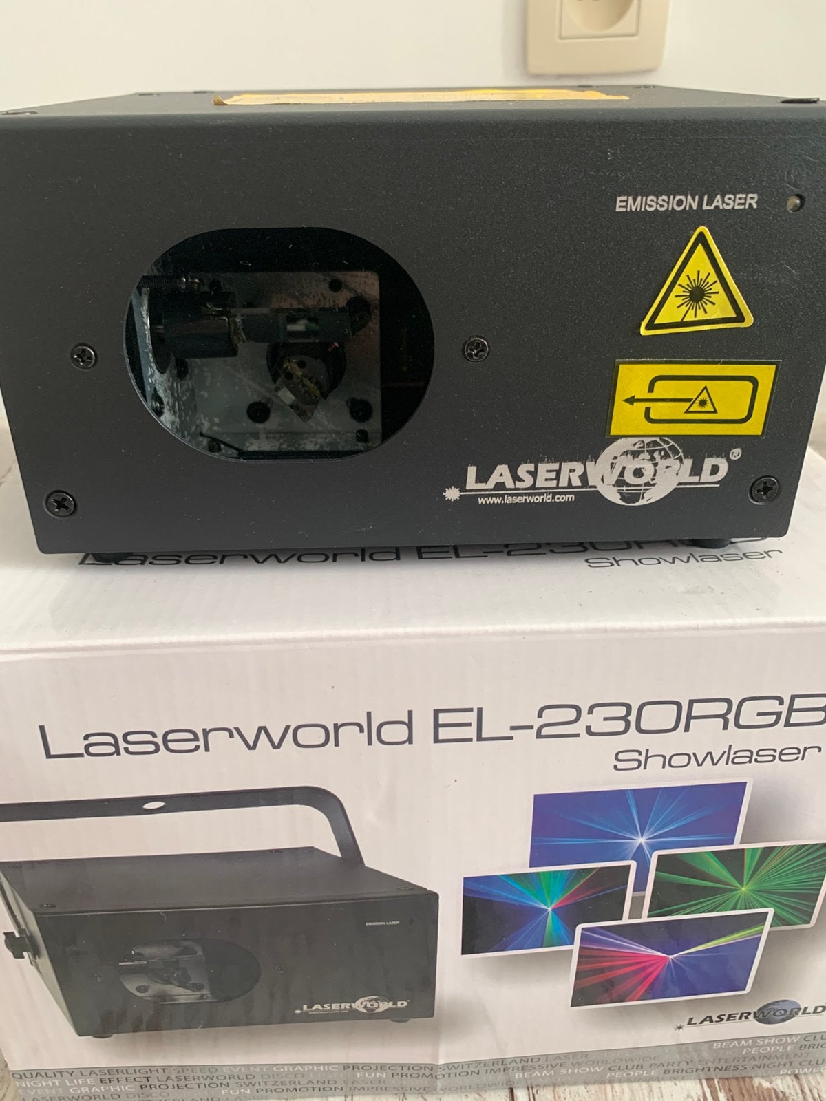 laserworld el-230rgb, Muziek en Instrumenten, Licht en Laser, Ophalen, Zo goed als nieuw