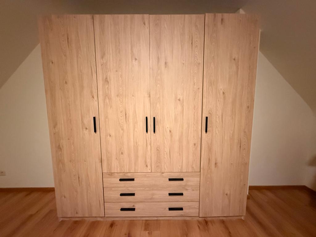 Ruime kledingkast 195x50x200, Ophalen, 200 cm of meer, 150 tot 200 cm, Zo goed als nieuw