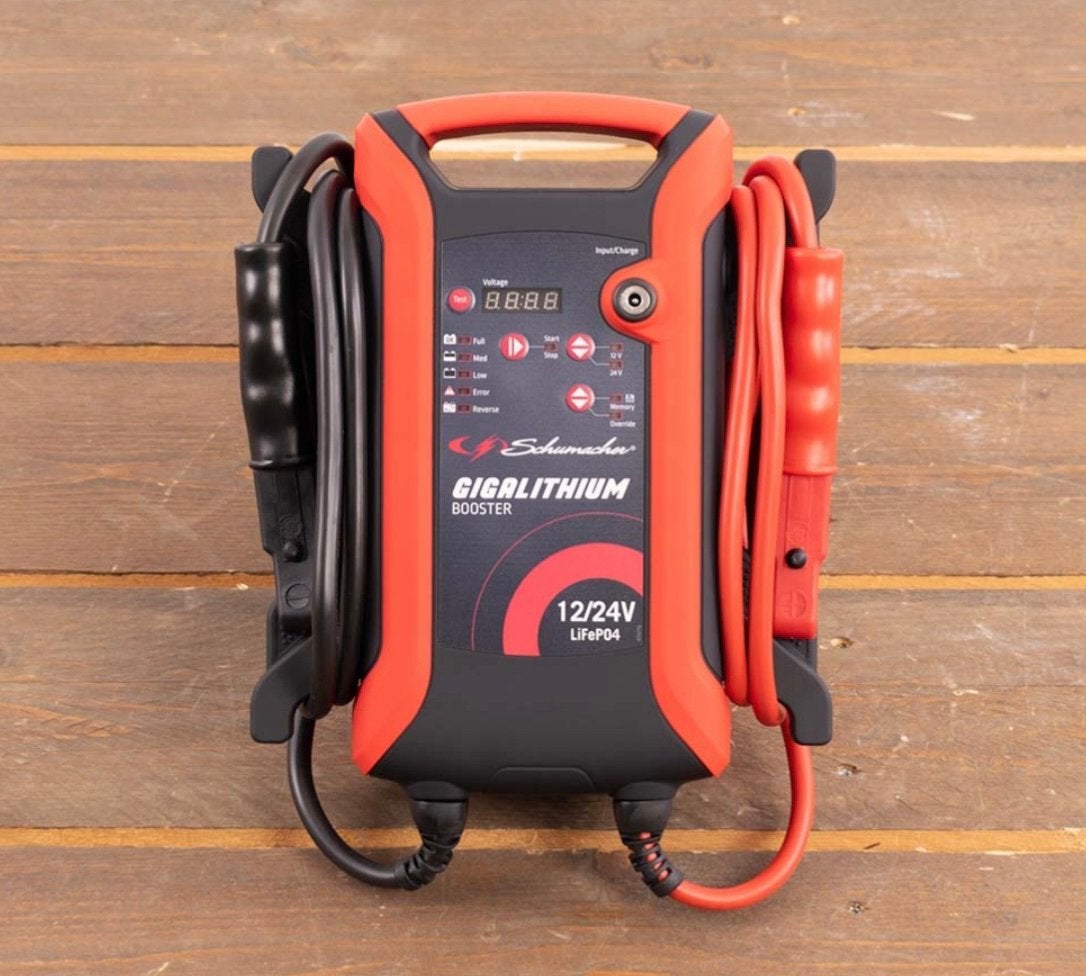Schumacher Giga Lithium jumpstarter NIEUWPRIJS €1050, Auto-onderdelen, Nieuw