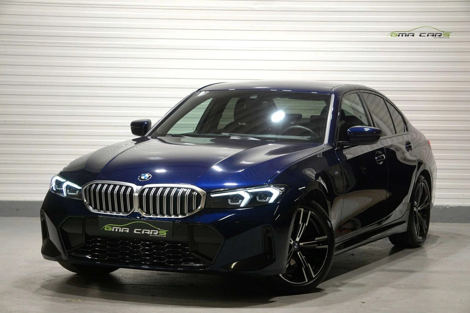 BMW 3 Serie 318 318iA M Pack Automaat-Navi-Airco-HLeder-PDC-, Auto's, Automaat, Gebruikt, Zwart, 4 cilinders