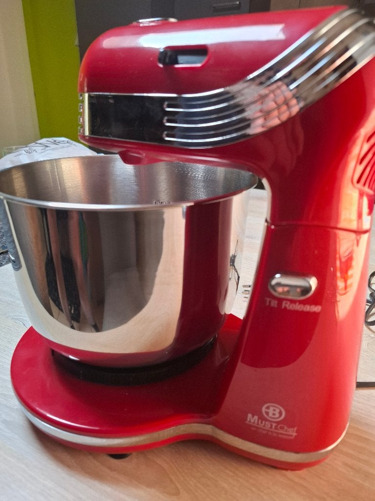 Keukenrobot MustChef, Elektronische apparatuur, Keukenmixers, 3 tot 4 liter, Ophalen, Zo goed als nieuw, 3 snelheden of meer