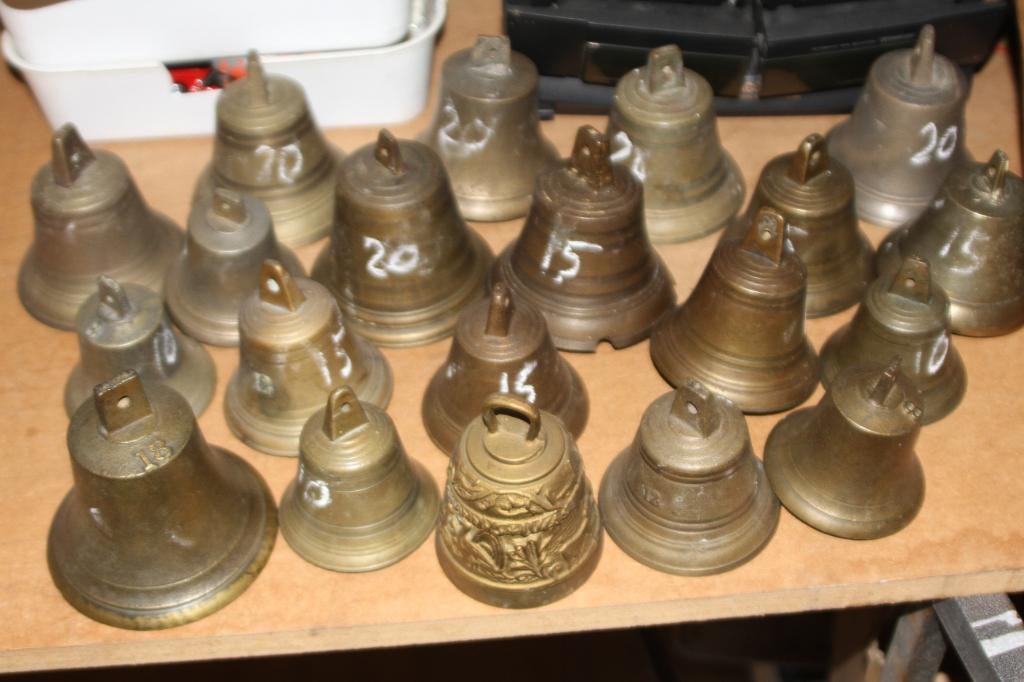 Bronzen bel, Antiek en Kunst, Antiek | Brons en Koper, Ophalen of Verzenden