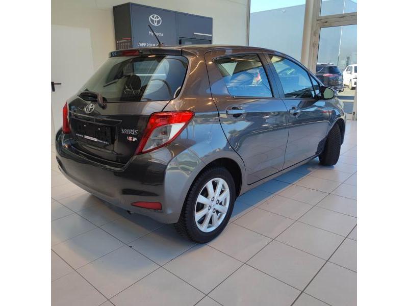 Toyota Yaris Life, Euro 5, Achat, 998 cm³, Boîte manuelle