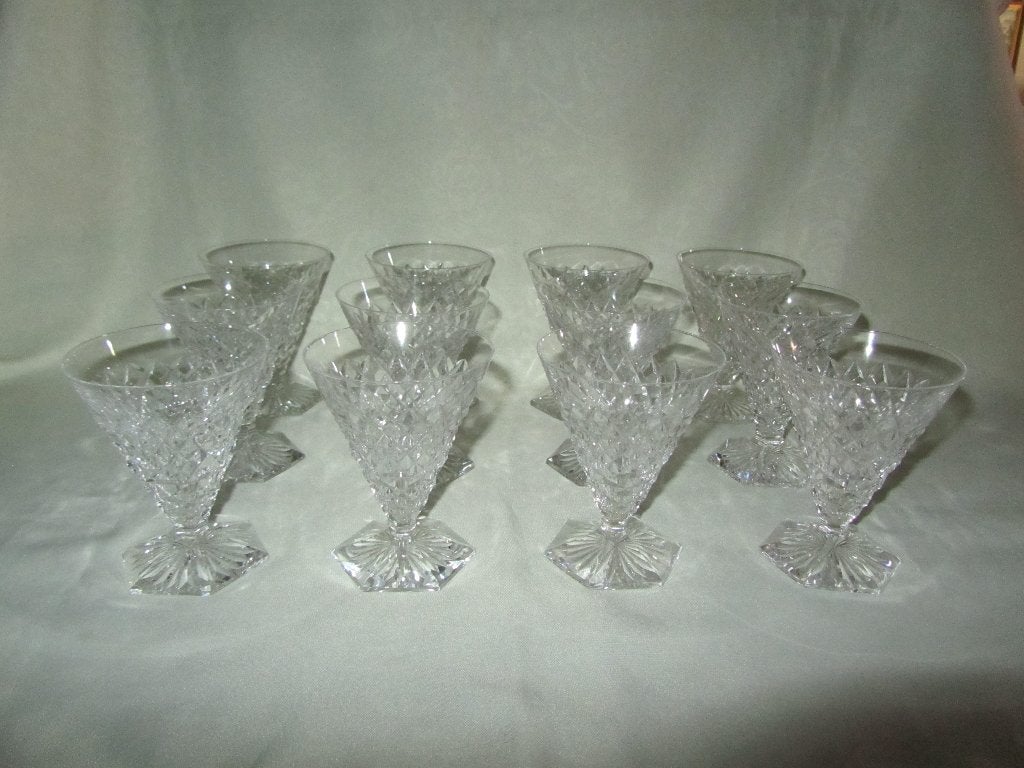 Val-Saint-Lambert: Anmaur fantaisie: 12 verres à vin ! 1949!, Antiquités & Art, Enlèvement
