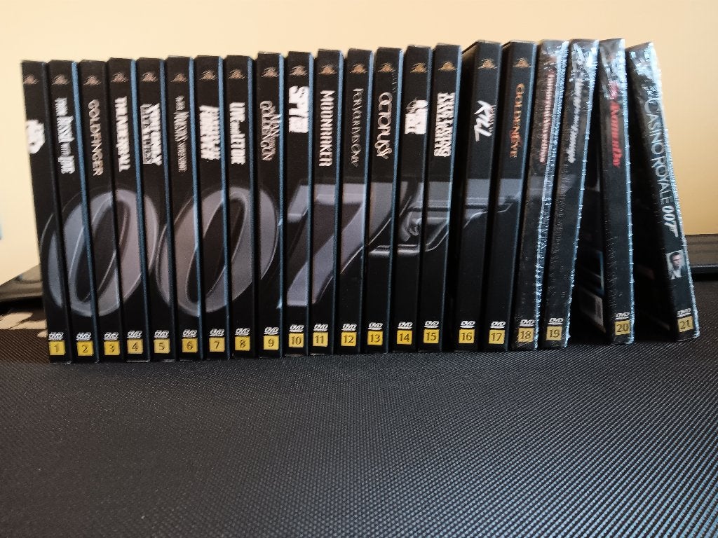 Dvd's james bond, CD & DVD, DVD | Classiques, Action et Aventure, Anglais, Enlèvement, 1980 à 2000