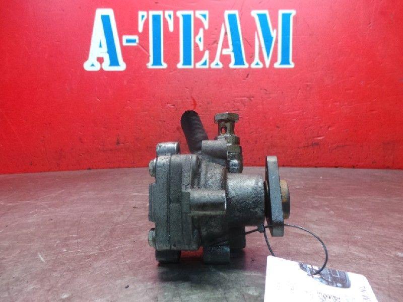 POMPE DE DIRECTION Volkswagen Passat (3B3) (8D0145156K), Utilisé, Volkswagen