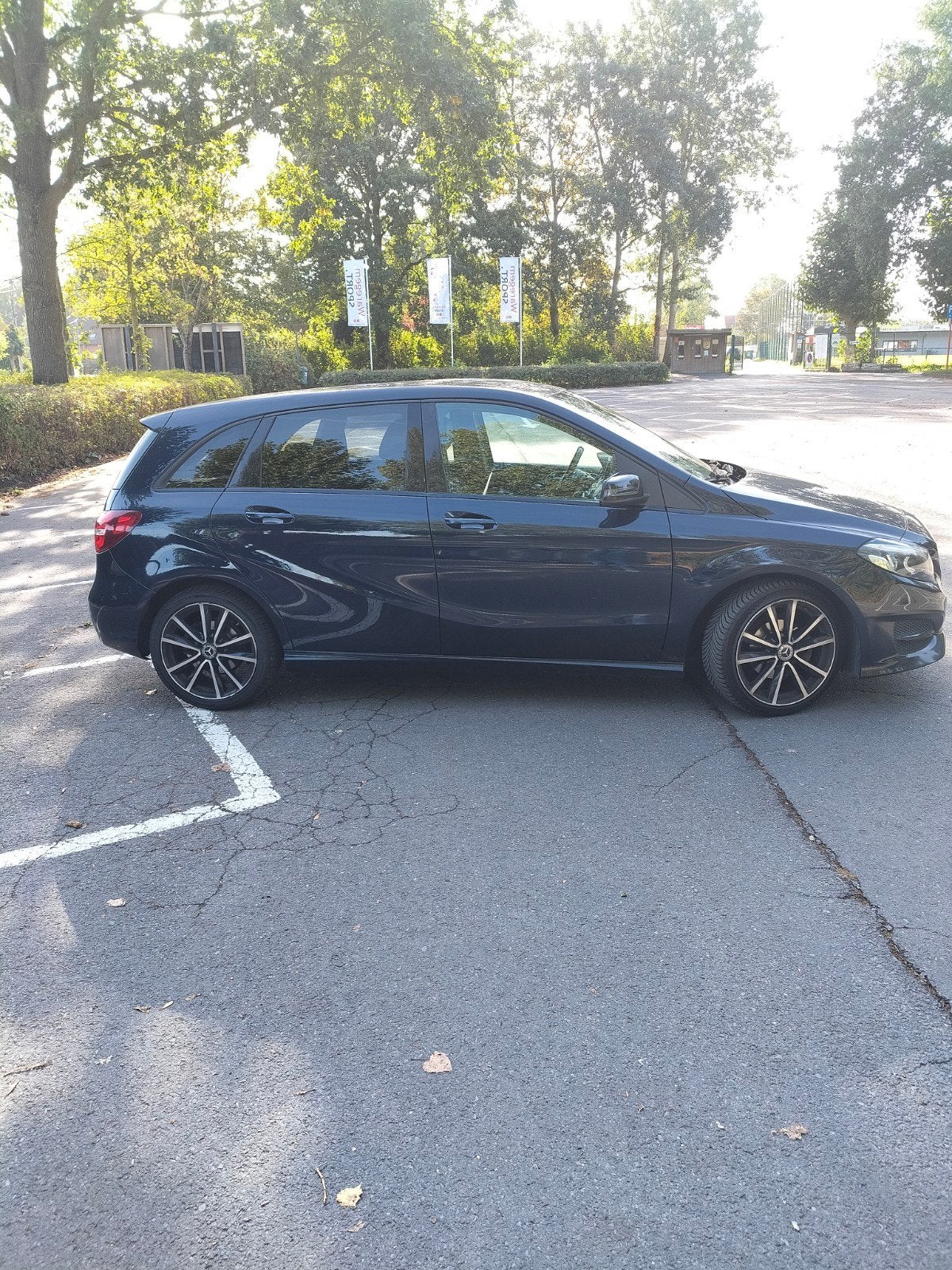 prachtige Mercedes Benz B 180d te koop, Autos, Achat, Euro 6, Noir, Diesel