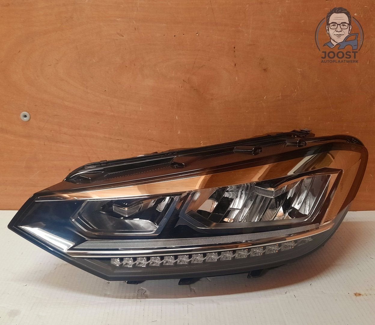 Koplamp links LED VW Touran 5TA v.a. 2015 5TB941035E, Gebruikt, Herkomst onderdeel bekend, Ophalen of Verzenden, -Volkswagen AG
