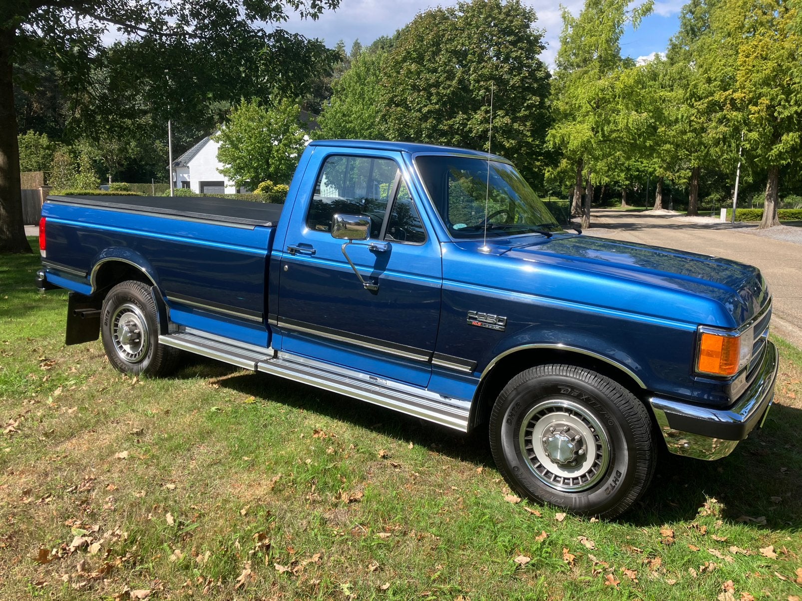 Nieuwstaat Ford F 250 xlt Lariat 1988, Auto's, Automaat, Multifunctioneel stuurwiel, Blauw, Particulier