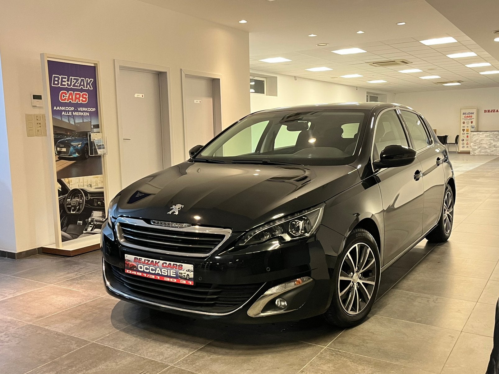 PEUGEOT 308 1.2 BENZINE 130 PK – 2017 – EURO 6B – 173.000 KM, Euro 6, Zwart, Bedrijf, Achteruitrijcamera