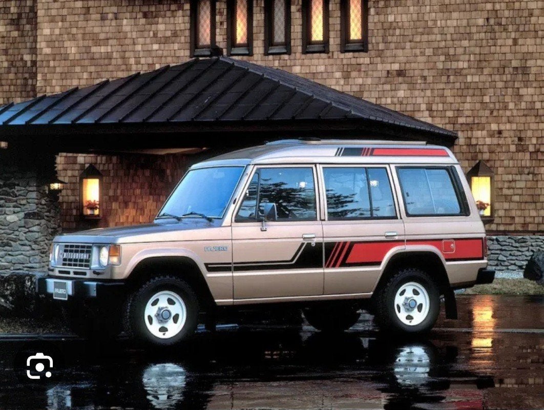 gezocht Mitsubishi Pajero lang 1990 of ouder, Auto's, Mitsubishi, Particulier, Te koop, Pajero