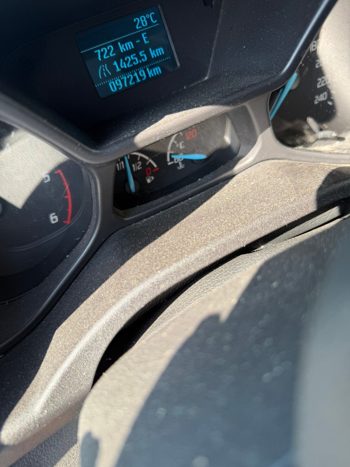 Ford Connect Silver Metalic, Auto's, Ford, Leder en Stof, Handgeschakeld, Grijs, Particulier
