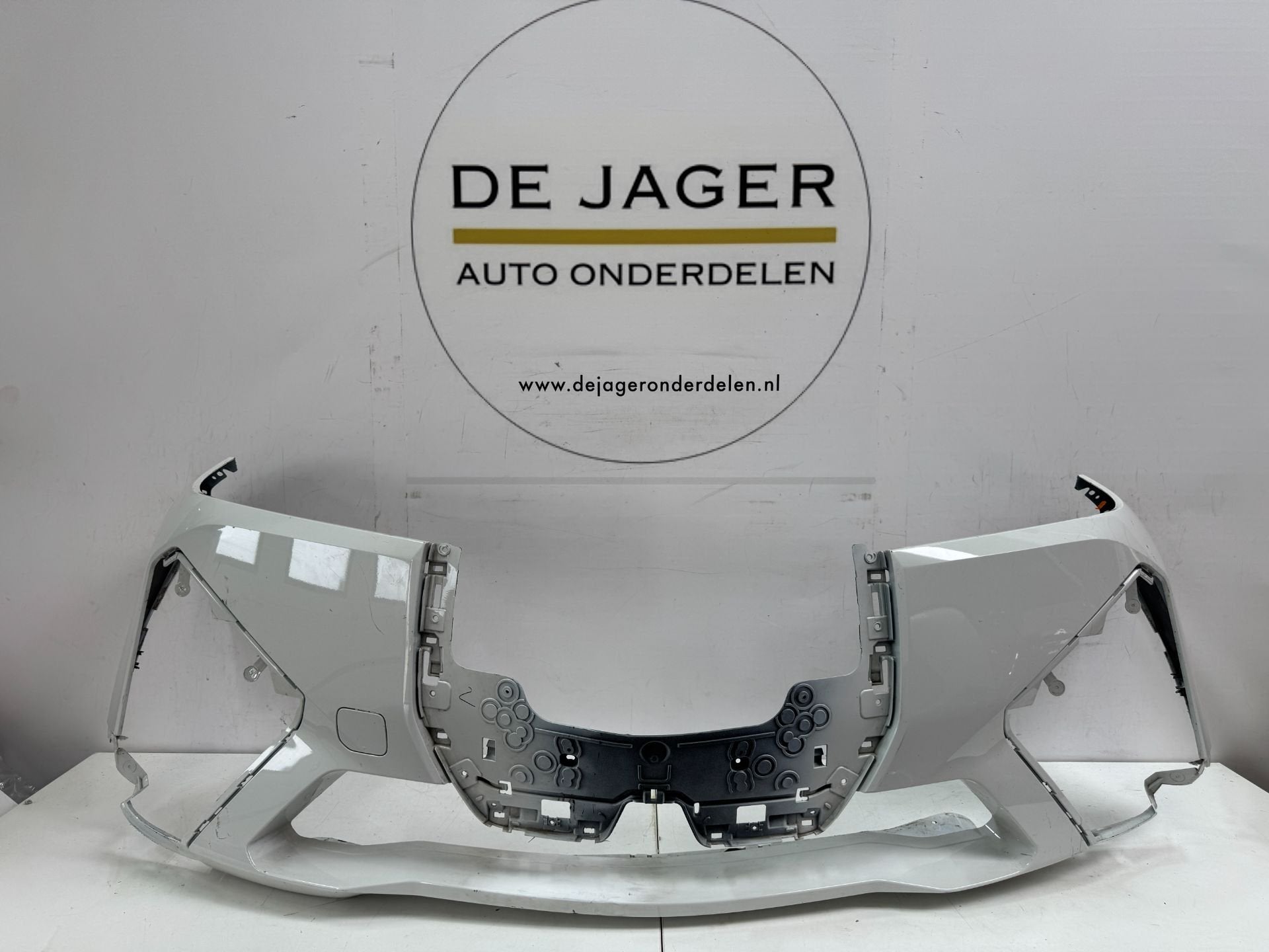 BMW IX M SPORT VOORBUMPER BUMPER 5111933621, Petuelring 130
80788  Munich, DE, Gebruikt, Voor, Info@bmw.de