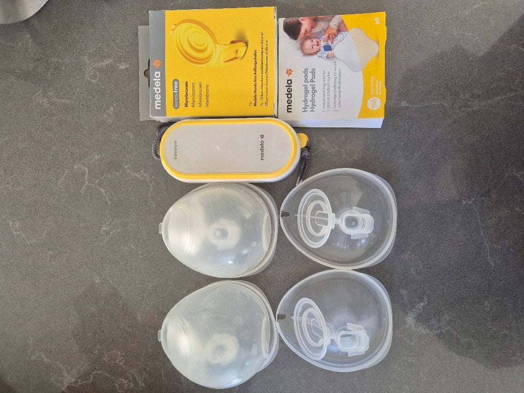 Medela Freestyle handsfree dubbele borstkolf, Enfants & Bébés, Aliments pour bébé & Accessoires, Comme neuf, Tire-lait, Enlèvement ou Envoi