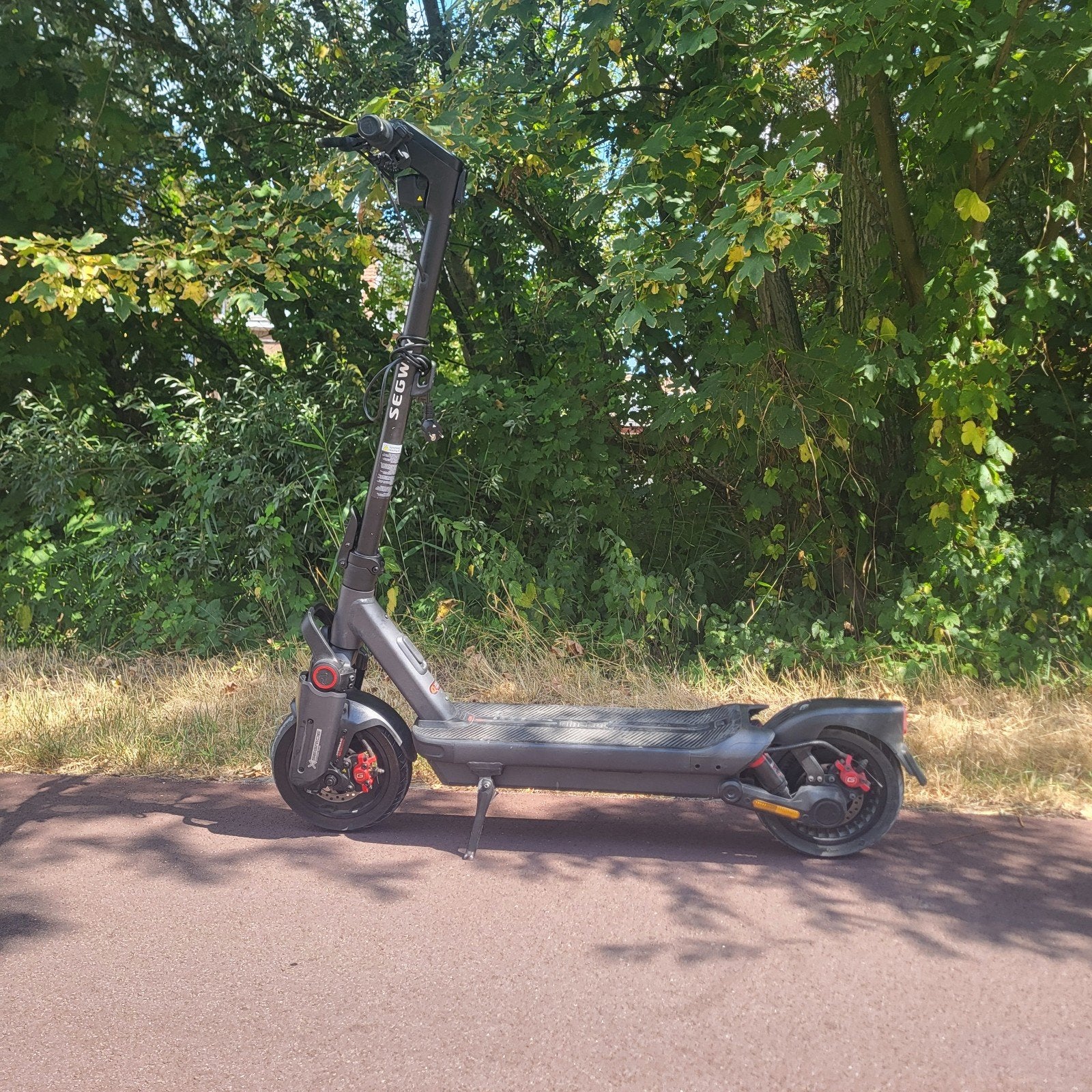 Ninebot G3 Max

Ik verkoop mijn, Fietsen en Brommers, Ophalen, Zo goed als nieuw, Elektrische step (E-scooter), Segway ninebot