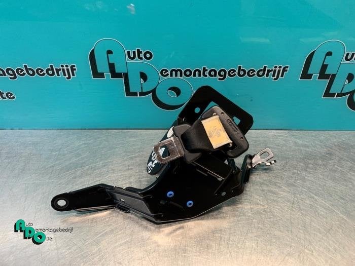 Ceinture de sécurité arrière centre d'un Mazda 5 (5 05-), -, 3 mois de garantie, Mazda, Utilisé