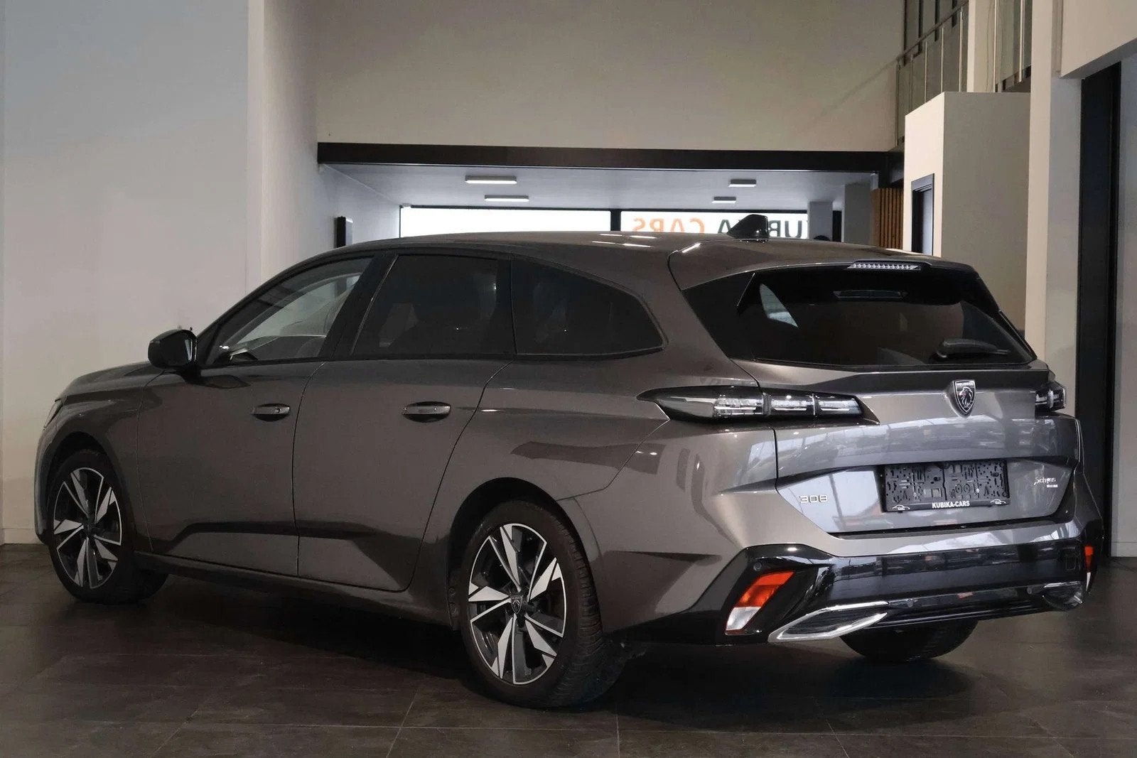 Peugeot 308 SW PureTech Navi Camera LijnA Keyless Garantie*, Autos, 1385 kg, Argent ou Gris, Achat, Euro 6