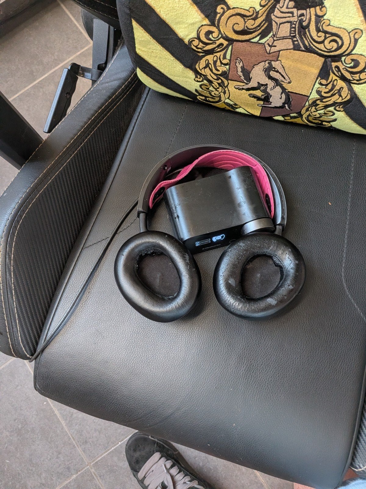 SteelSeries Arctis Nova Pro Wireless (voor PC/Xbox/PS5), Ophalen