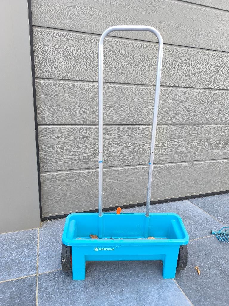 strooiwagen Gardena, Tuin en Terras, Ophalen, Zo goed als nieuw