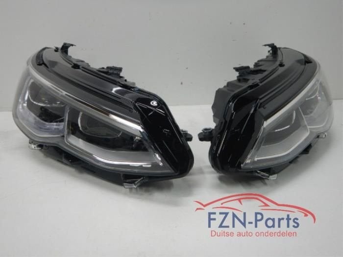 VW Golf 8 IQ LED Koplampen set Set Chrome L + R, Ophalen of Verzenden, Gebruikt