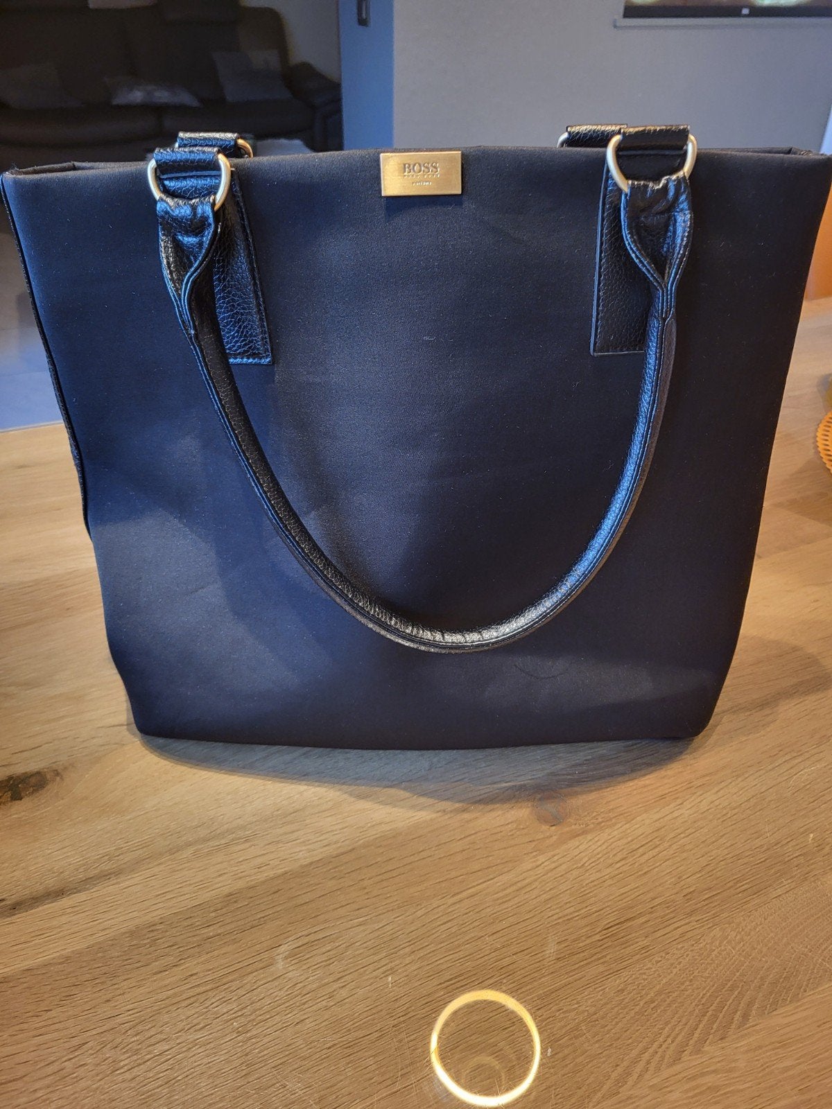 Zwarte handtas Hugo Boss, Handtassen en Accessoires, Tassen | Damestassen, Ophalen, Zwart, Handtas