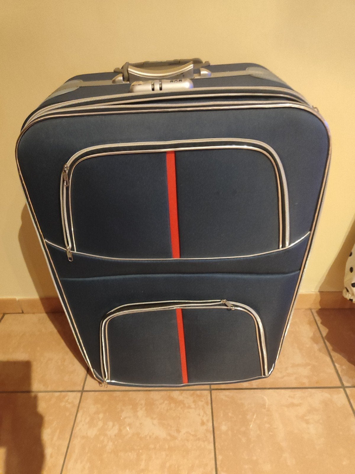 valise, 70 cm ou plus, Poignée extensible, Enlèvement, Utilisé