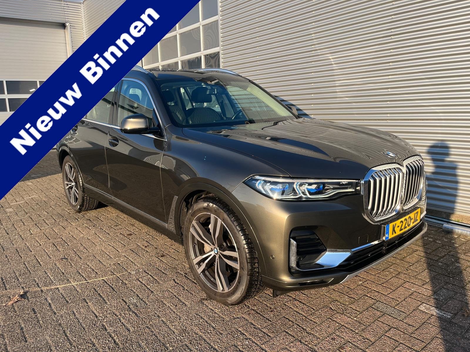 BMW X7 xDrive40i High Executive 7-zitter trekhaak, Autos, Cuir, Volant chauffant, Achat, Euro 6
