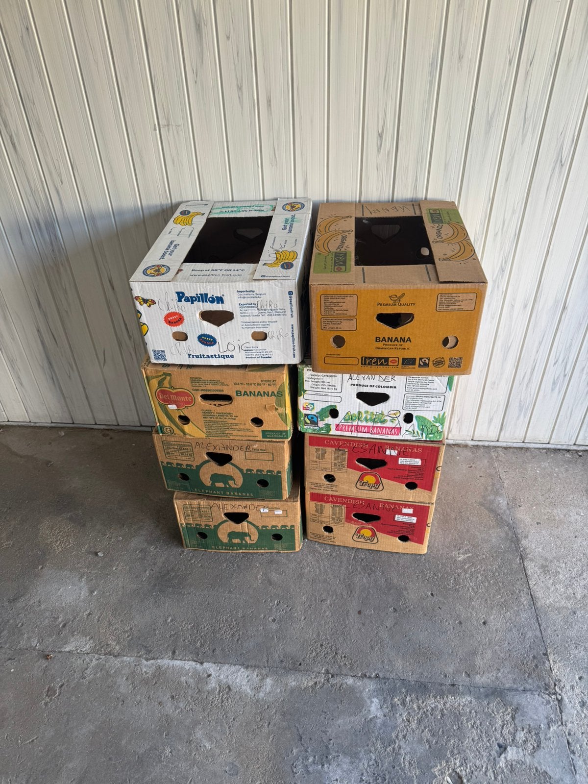 8 bananendozen gratis op te halen!, Divers, Lots de brocante, Enlèvement, Comme neuf