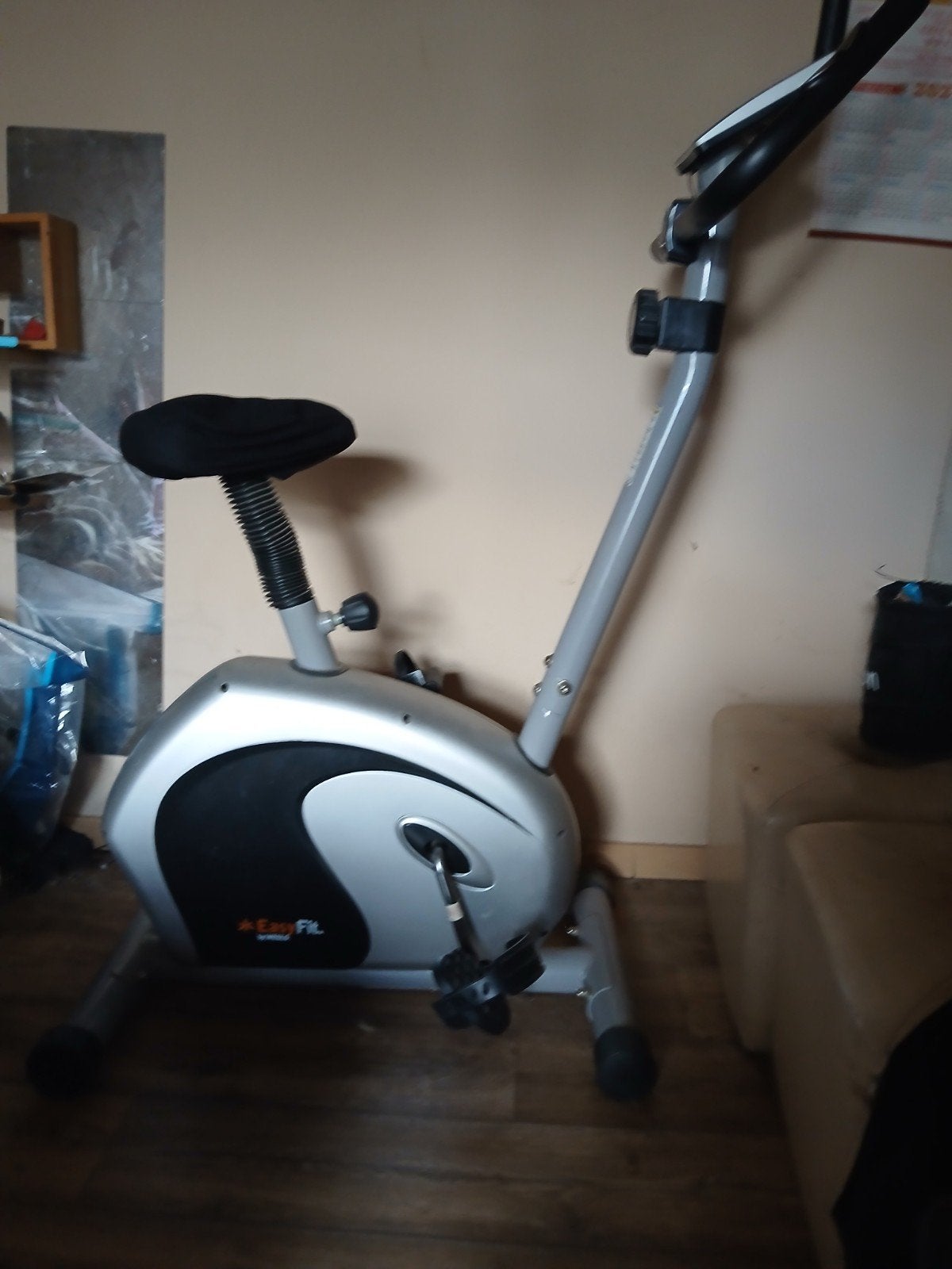 vélo d'appartement électrique, Enlèvement, Utilisé, Jambes, Vélo d'appartement