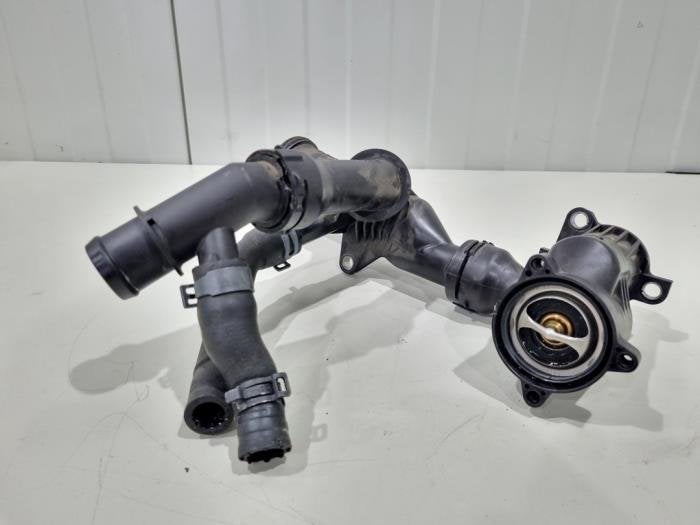 Boîtier thermostat d'un Audi A4, Autos : Pièces & Accessoires, -, 3 mois de garantie, Audi, Utilisé